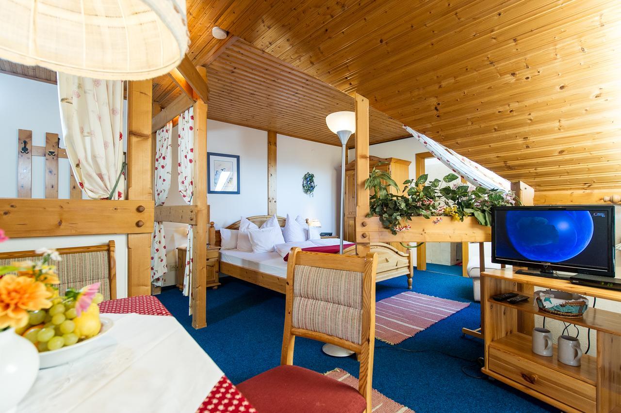 Pörtschach am Wörthersee Ferienwohnungen Salmen מראה חיצוני תמונה